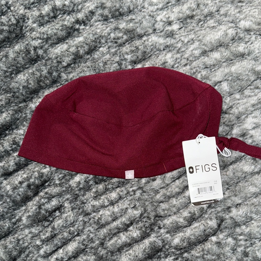 Figs Deep Red Scrub Cap